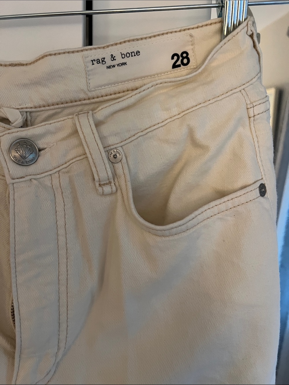 rag & bone High-Rise Jeans in Cream